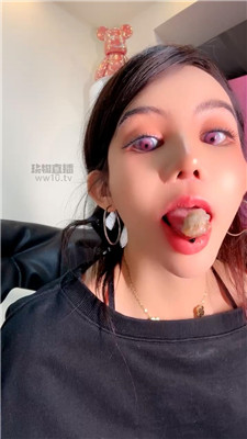 【亚兮】白袜黑丝足炸    260131-30