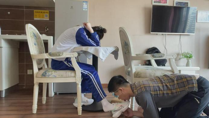 紧张而隐秘！课堂上的偷偷摸舔 JS260203~6