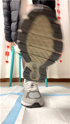 【乐乐】脏鞋底白棉袜圣水    260205-12