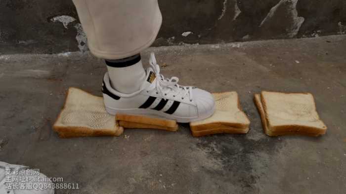 【三公主】贝壳头&短靴踩面包~ YC-260207