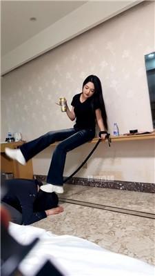 【泡泡】脏鞋白袜玩小奴 bf61330