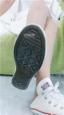 【依甜】C死穿女装的贱狗    260405-34