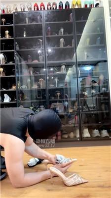 【微希】家奴擦鞋伺候 JS260411-30