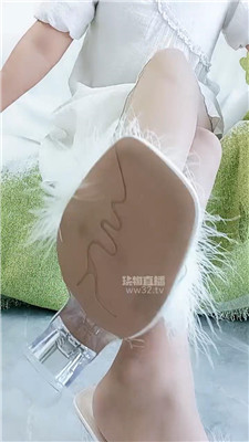 【依甜】全校师生公用烂B骚妈 260410-10