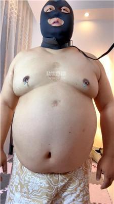 【俏美丽S】虐乳-黑丝高跟踩肥狗 JS260413-48