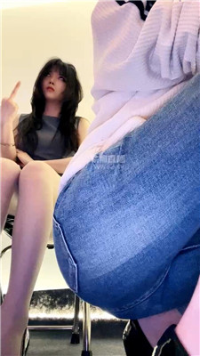 【姜琦琦】双主羞辱马桶侧奴【双视角】    260428-20