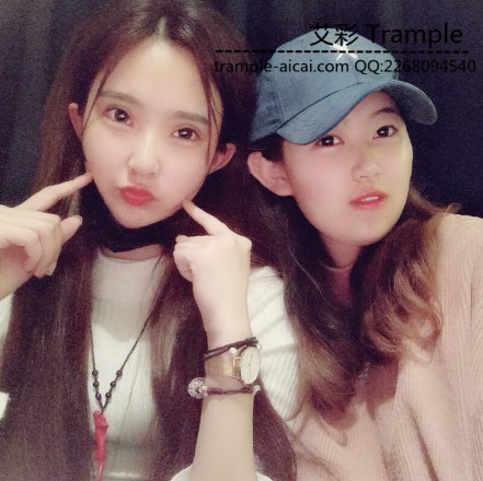 偷拍学姐第二部 直接玩踩脸闻 绝对刺激 超长1小时