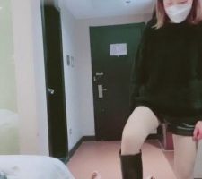 【糖糖】00后学生贱狗跑来跪舔 bf6796