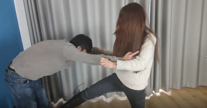 【冰雪女王】冰雪女王之校园暴力（上） YC-220220-3