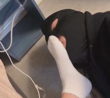 【黛黛s】闻脚/闻鞋/舔鞋底 bf8517