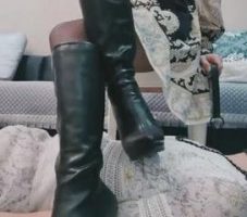 【猫神大人】踩女奴黑丝超强控制 bf8485