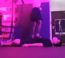 【美妙S】学生妹全体重踩踏 bf17425