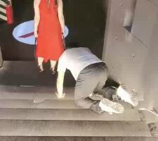 【美帝】带私奴参加聚会 bf18569