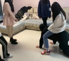 【精神小妹】耳光鞋底抽打/全体重踩踏 bf23839