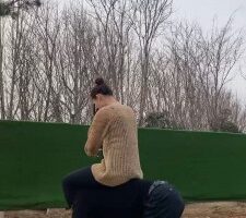 【星染】户外强迫狗舔超脏泥土鞋底/叼袜子遛狗【续集】 bf24629