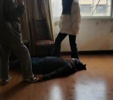 【最抗揍M】双S学生精神小妹暴力调-踢踹/运动鞋踩/骑马转胯 bf26124