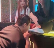 【精神小妹】双S-KTV-全体重踩踏/舔鞋逗狗 bf26153