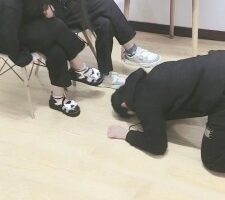 【粥粥大人】学生情侣主-下跪舔鞋闻袜跪爬 bf27650