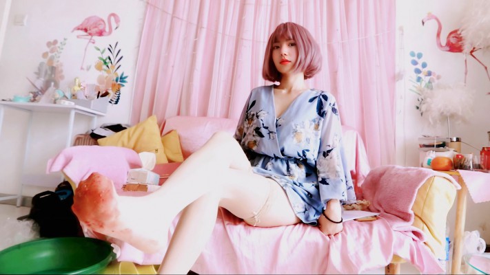 [芊芊] 肉丝碾爆胖金鱼