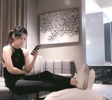 【聆彤】晨跑后虐狗-脚垫/黑船袜脚耳光/头顶鞋惩罚 bf28942