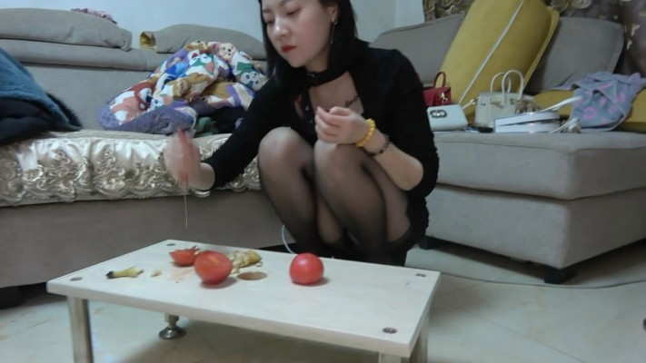 【彼岸花】追求者变成水果蔬菜被暴踩暴剁 YC-230615-9