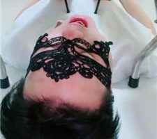 【甜心教主】高跟黑丝踩/强迫舔地板脏东西【完整版】JS23101525