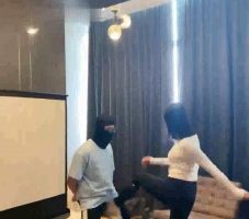 【美美子】双S踢裆场-高跟踩踏碾/手脚鞋底耳光 bf34111