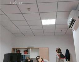 【妆主大大】办公室-母畜-高跟肉丝诱惑-耳光/脚插嘴-高跟踩 bf34452