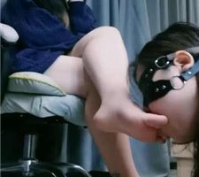 【小羊】发骚闺蜜跪舔臭脚【下】 bf35064