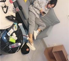 【乔妹】运动鞋白袜踩地毯狗/虐乳/鞭打 bf35153