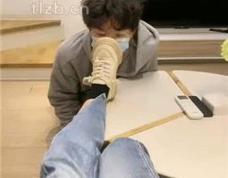 【酒鸽】运动后原味鞋袜辱/吃黑棉袜/转胯 bf35571