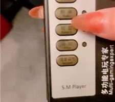 【高傲】长靴高跟舔/蒙眼吊绑囚禁/喂食脏东西/电击  JS231202-8