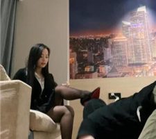 【芊芊Lucky】御姐S首调-高跟踩踏踢裆/黑丝脚插嘴sp bf36749