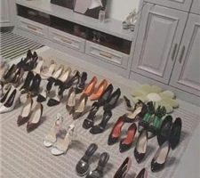 【丫丫】一堆脏鞋子全体重踩踏 bf37162