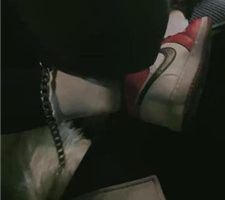 【芷镜小主】车内让奴甜脏鞋臭脚 JS240122-5