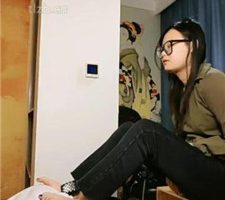 【晗主】鞭打/裸足踩脚垫直播 JS240126-5
