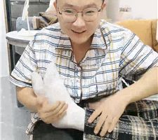 【青岛大混子】睡前白袜脚恋足舔【完整版】 JS2402017-13