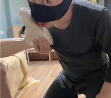 【黑泽兮】刷鞋匠实录-清理超脏小白鞋棉袜 bf38633