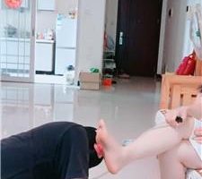 【中山红红】狗链拴狗-高跟裸足恋足舔/骑马 JS240411-21