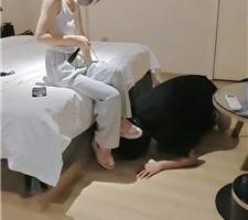 【安安sama】运动后让狗舔脏鞋臭袜/骑马狗爬/全体重踩【完整版】 bf40262