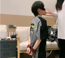 【小羊】抽耳光/虐乳/裸足诱惑舔/sp/滴蜡 bf40515