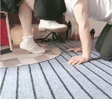 【BiBi团】白袜脚蹂躏踩/鞭打/脚插嘴/脚趾玩狗舌 bf41848