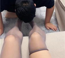 【埋埋汰汰】性感丝袜美腿踩 JS240926-6