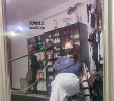 【予涵】镜前羞辱-脏鞋蹂躏虐 JS241019-11