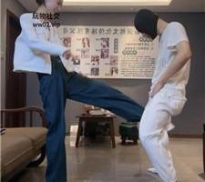 【狗哥】气质女神素人S-小白鞋白袜踩/臭脚捂脸窒息 bf47063