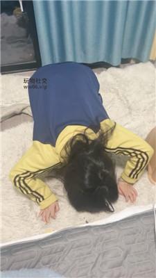 【小凤梨】闺蜜犬伺候双主 JS241130-24