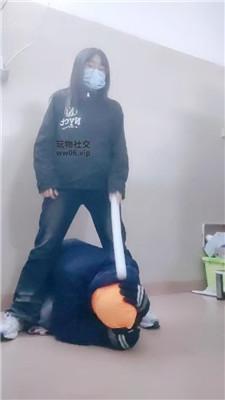 【奇了怪了】运动鞋白袜踩/sp胯下辱 JS241201-3