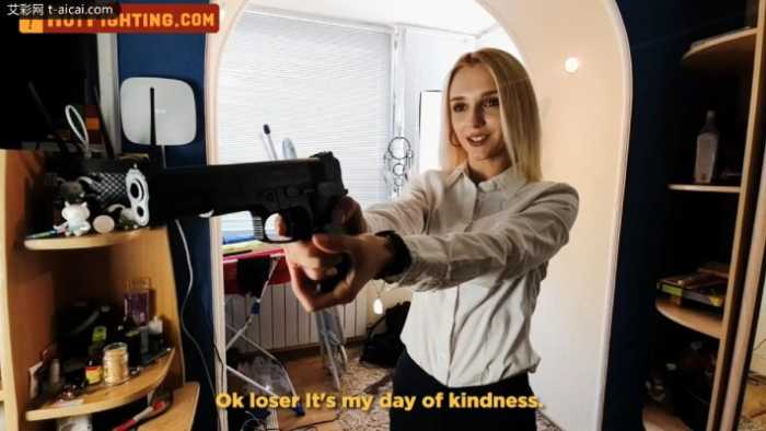 剧情-虐待狂女杀手把杀死的人做成脚垫!杀死敌方老大后脱丝袜扔脸上bf5877