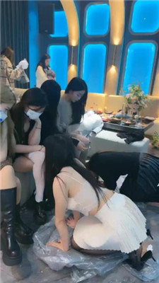 【冰语】群调群虐-各种手段超羞辱母狗 bf48213