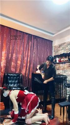 【冷颜】狗笼囚禁圣诞女神命令发骚 JS241230-38